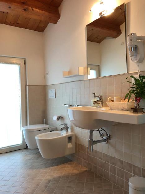 BeeHouse - La Casa delle Api Agriturismo Borso del Grappa Esterno foto